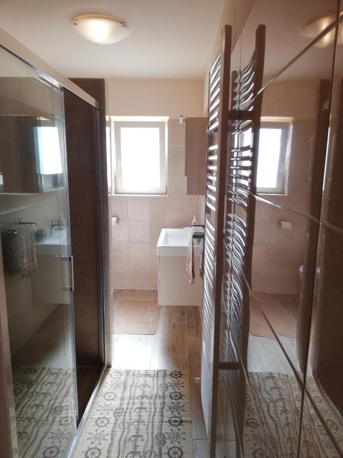 Apartman Nikola Apartman Ladrovici Kültér fotó